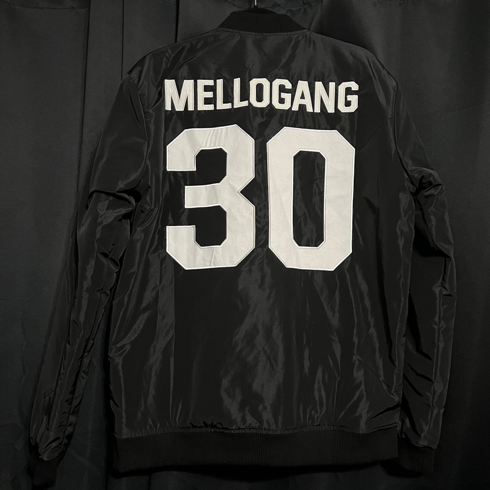 Black marshmello bomber jacket